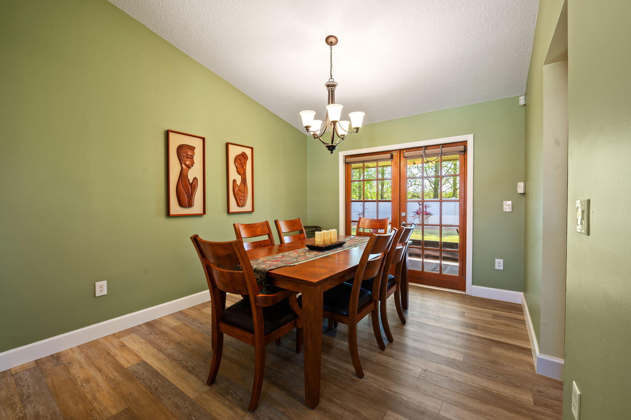 WAVERLY HUNDRED - Residential