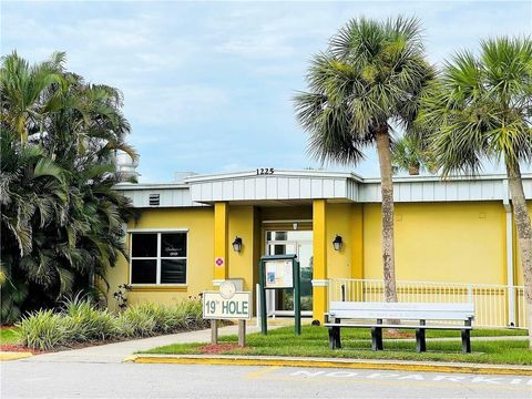 A home in Barefoot Bay