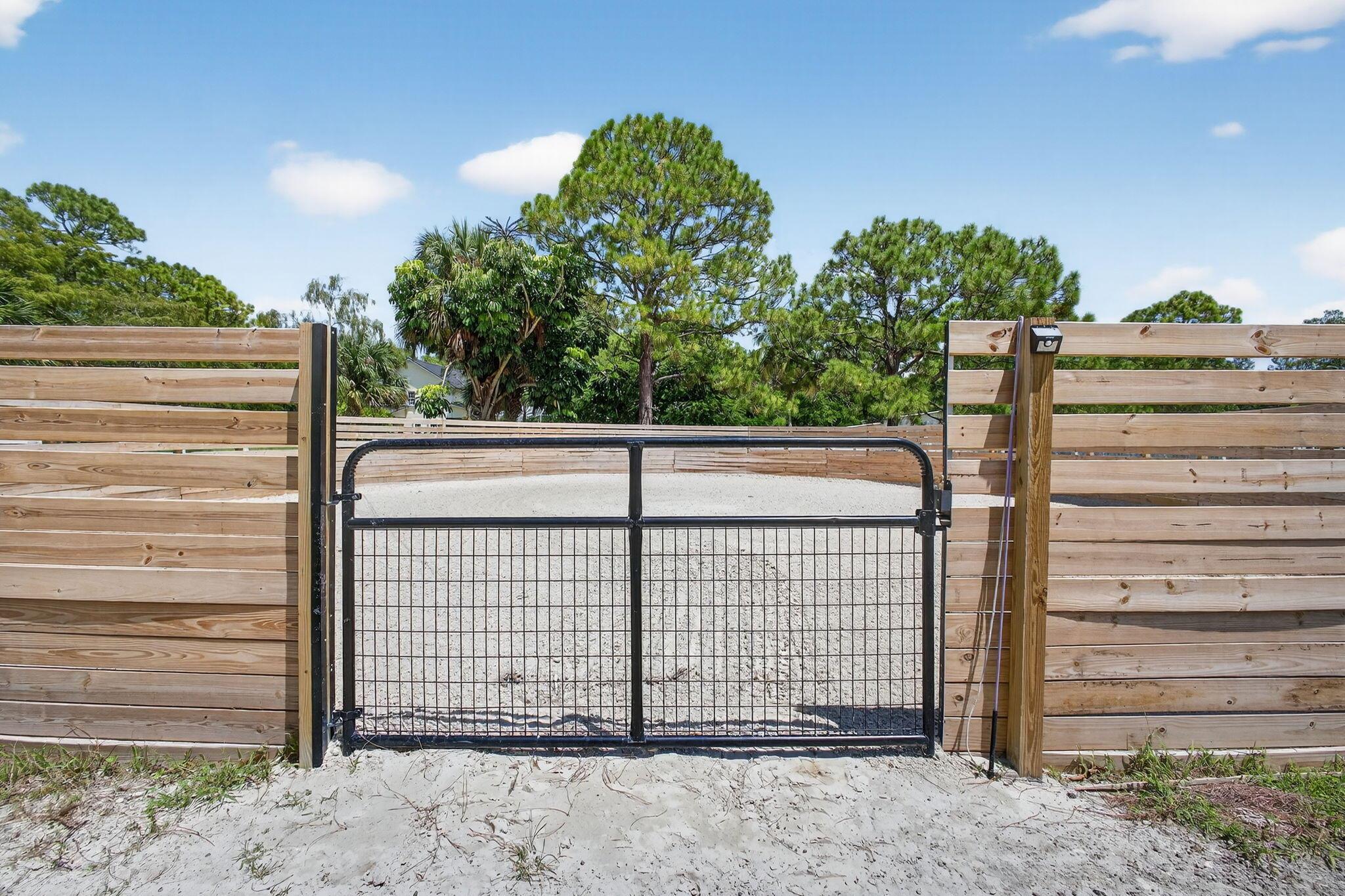 FOX TRAIL - Residential Lease