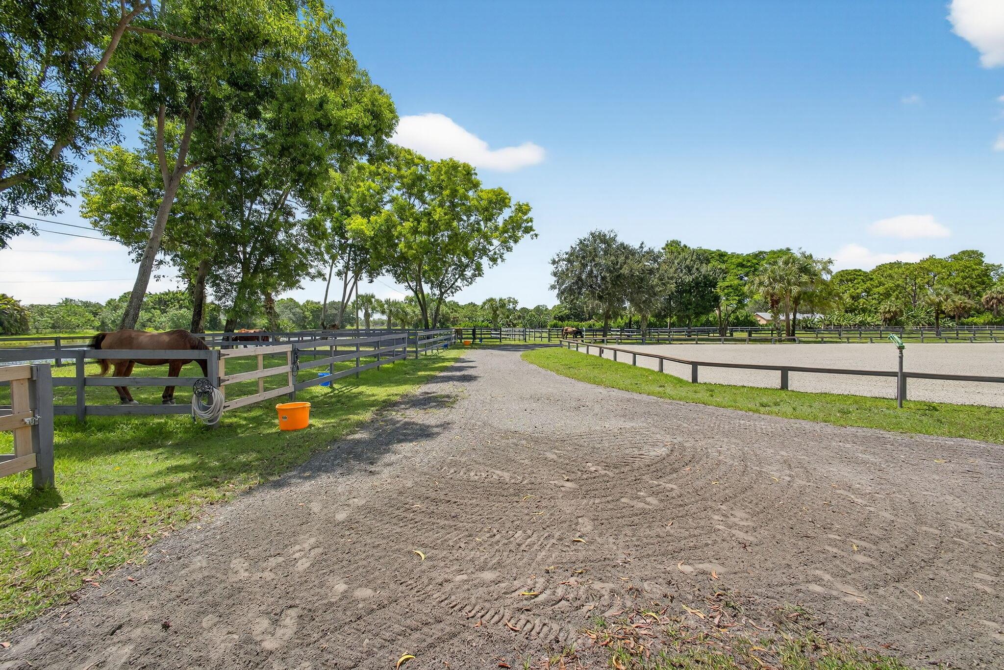 FOX TRAIL - Residential Lease