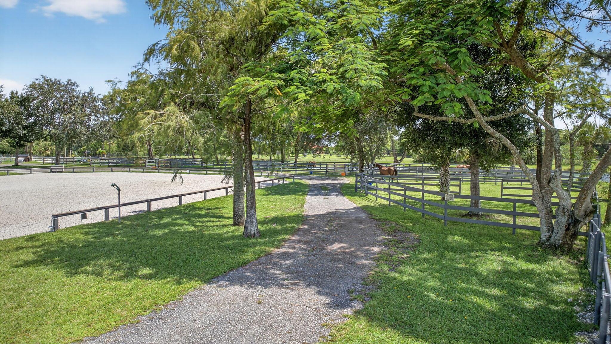 FOX TRAIL - Residential Lease