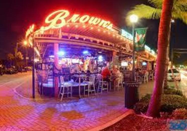 DELRAY OAKS WEST CONDO - Residential Lease