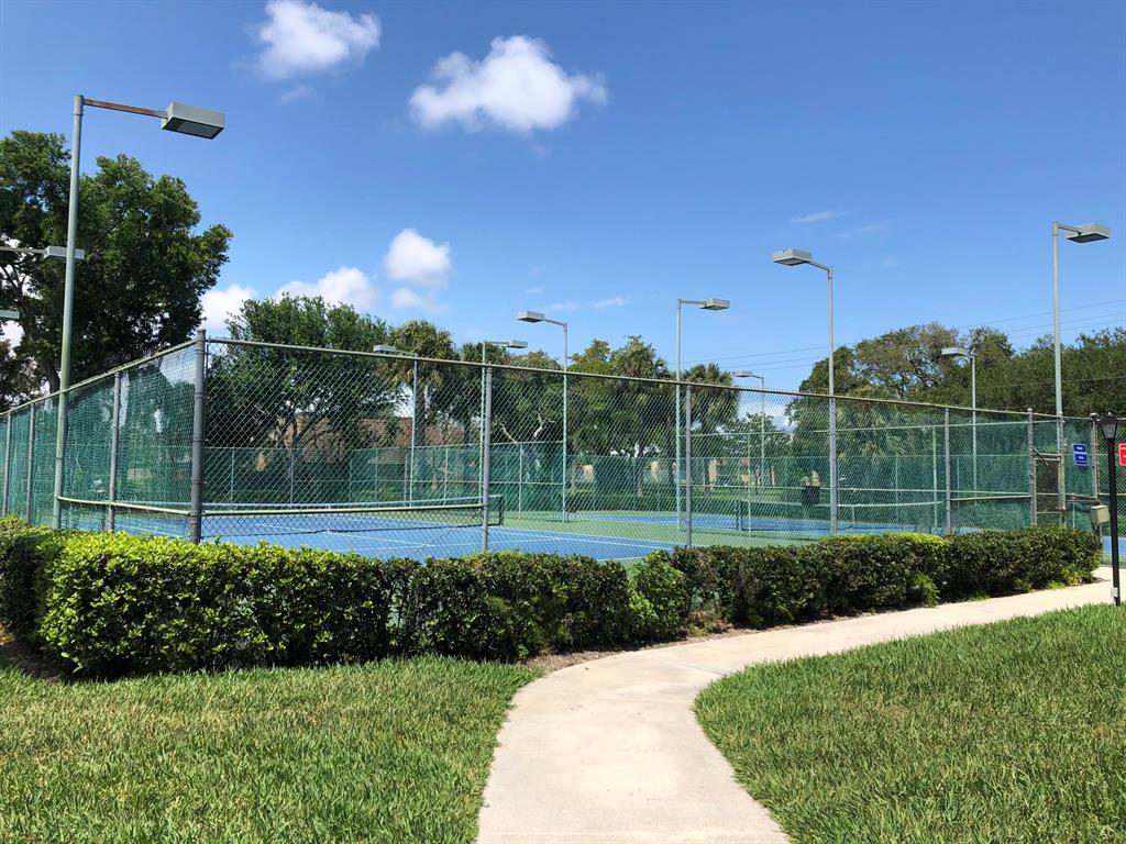 DELRAY OAKS WEST CONDO - Residential Lease