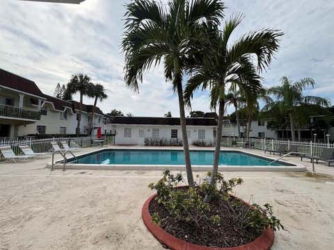 Tiny photo for 700 SE 2ND Avenue #317, Deerfield Beach, FL 33441 (MLS # B26065277)
