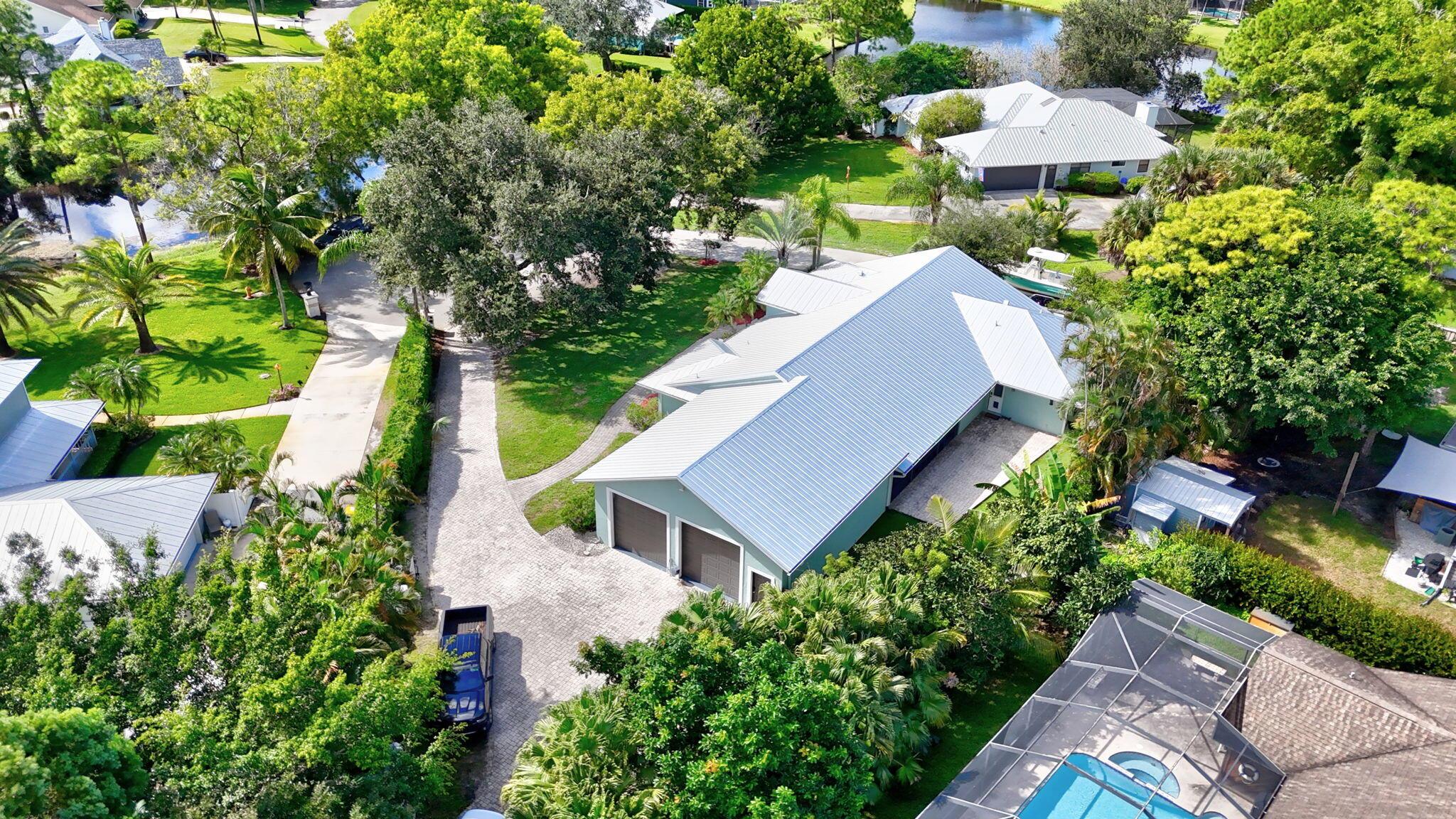 MAGNOLIA BLUFF - Residential