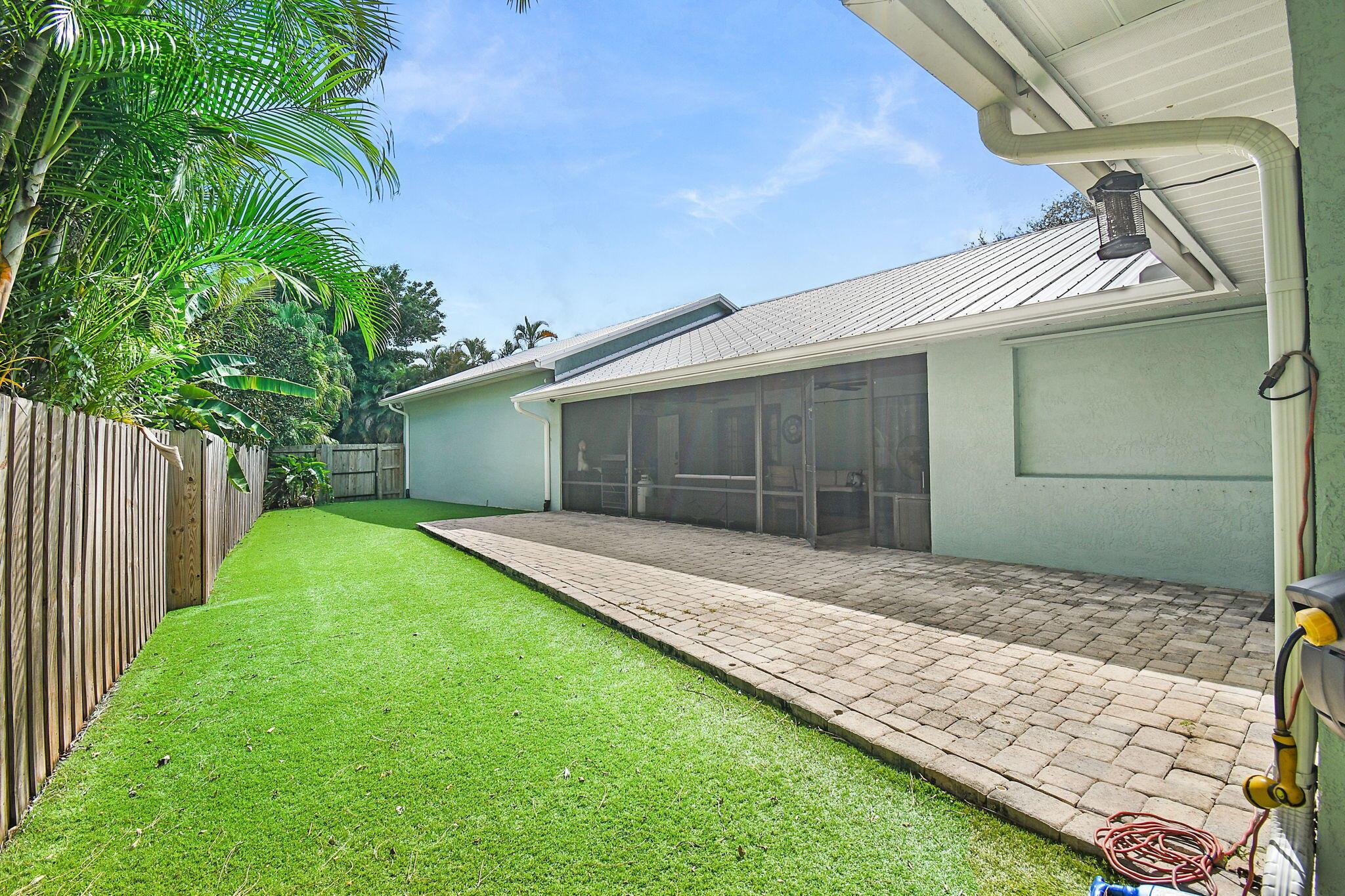 MAGNOLIA BLUFF - Residential