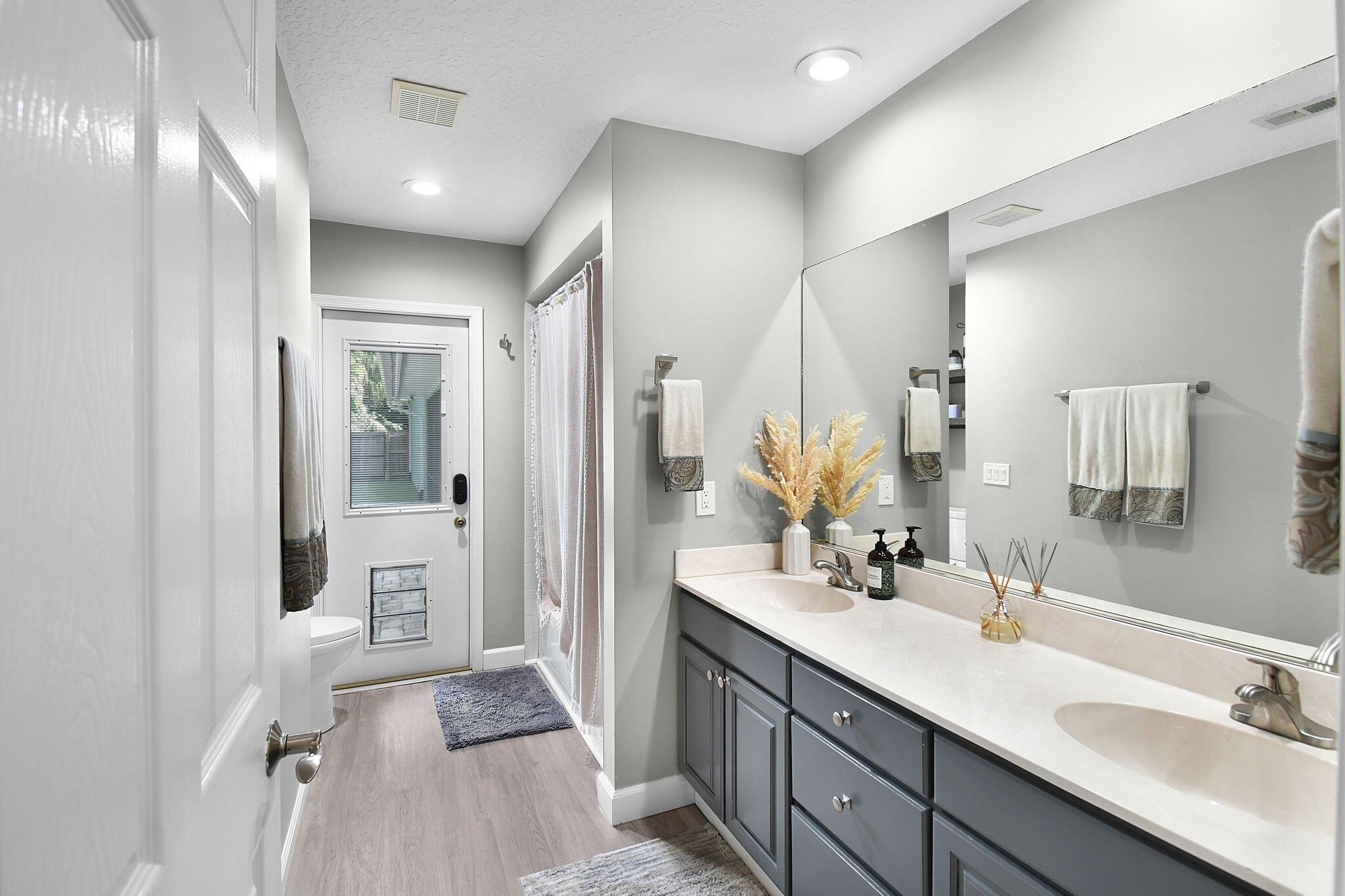 MAGNOLIA BLUFF - Residential