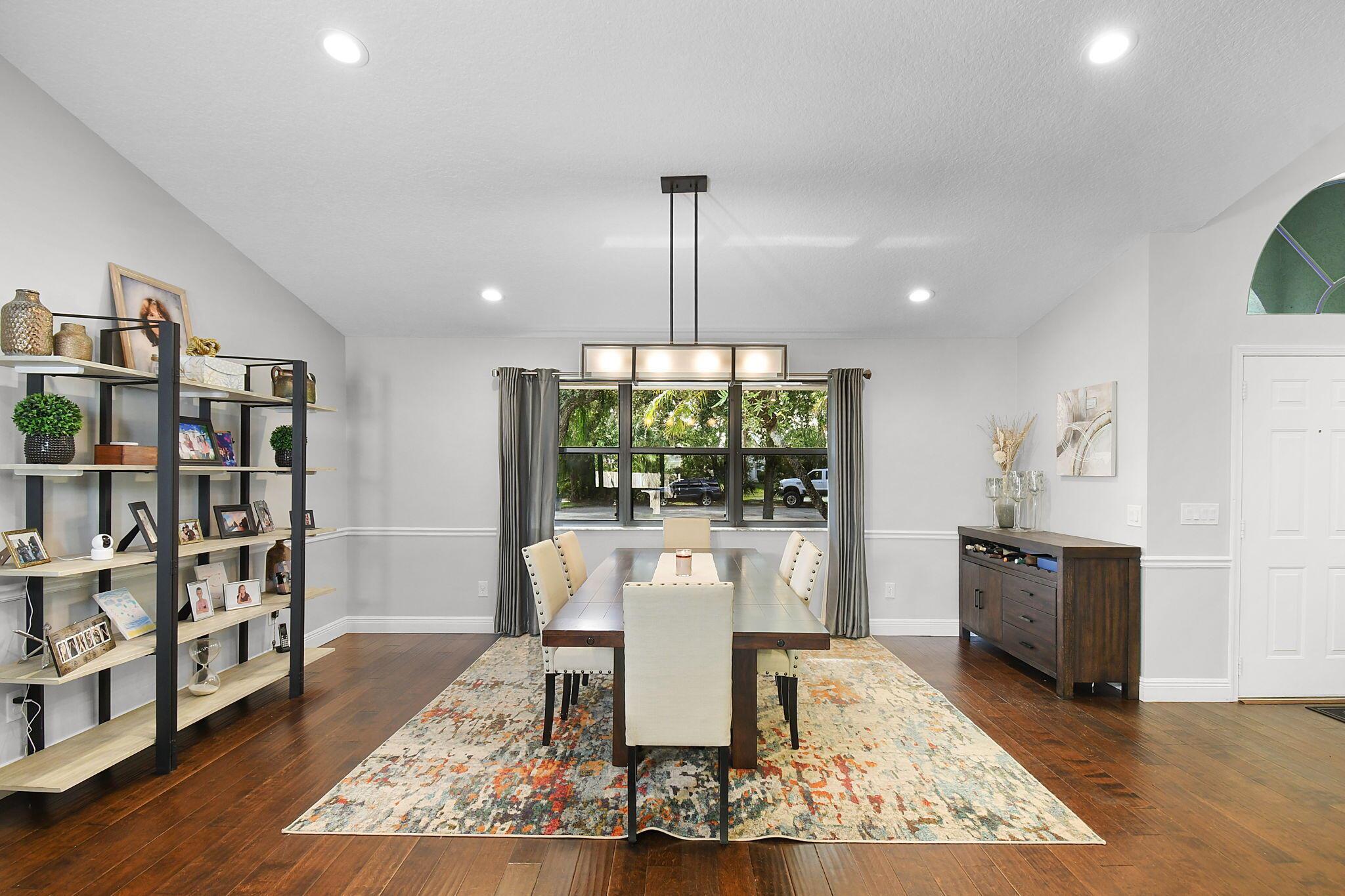 MAGNOLIA BLUFF - Residential