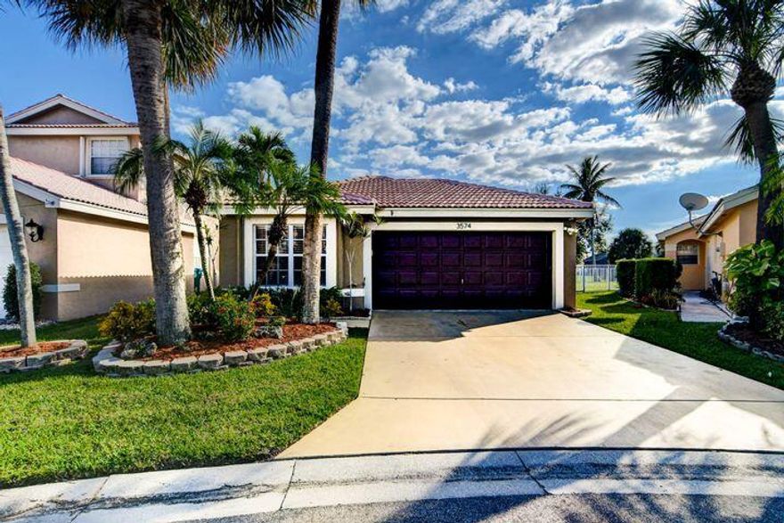 Lovely updated one story home in gated Nautica Sound, on a Cul de Sac, on the lake 3/2 with 2 car garage kitchen remodeled in 2018 with granite countertops, S/S appliances, open concept, crown molding throughout, new baseboards, porcelain wood look tile, new toilettes and vanities. Oversize fenced yard, a must see!!!~