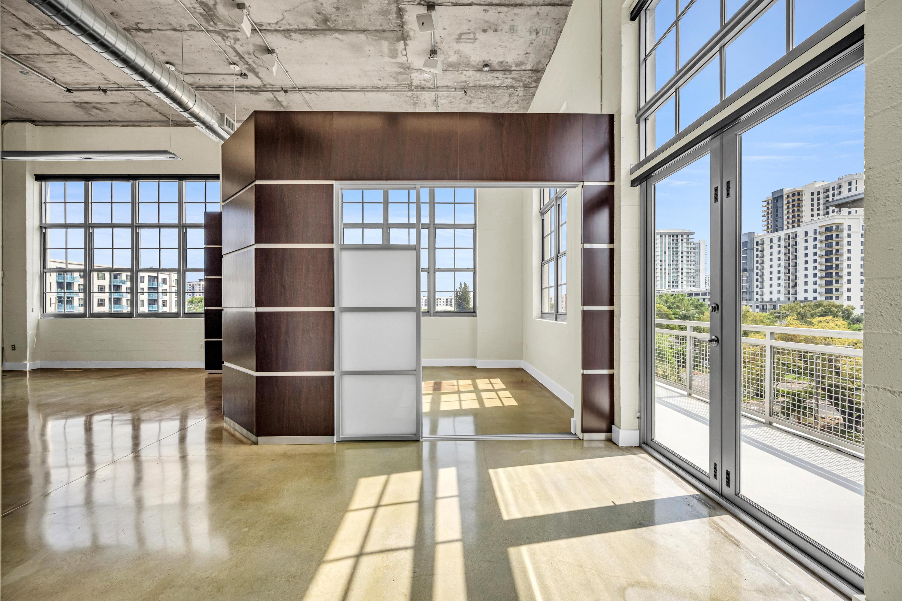 435 N Andrews Avenue 401