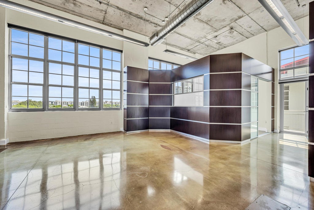 Photo of 435 N Andrews Avenue #401, Fort Lauderdale, FL 33301 (MLS # B26088483)