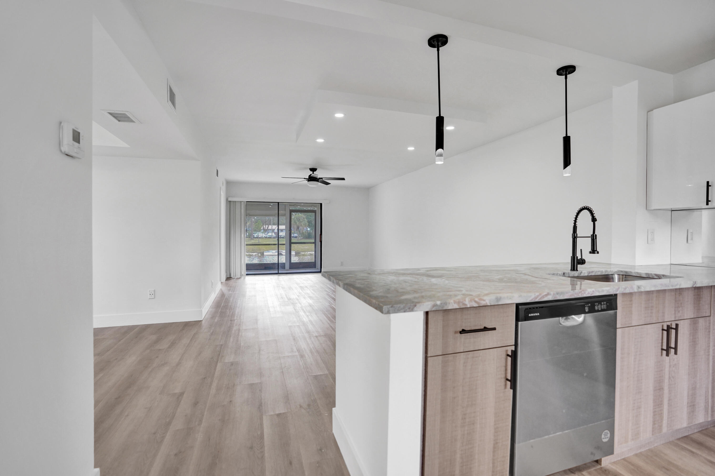 LUCERNE POINT SIX COND UNIT 101 BLDG 8 - Residential