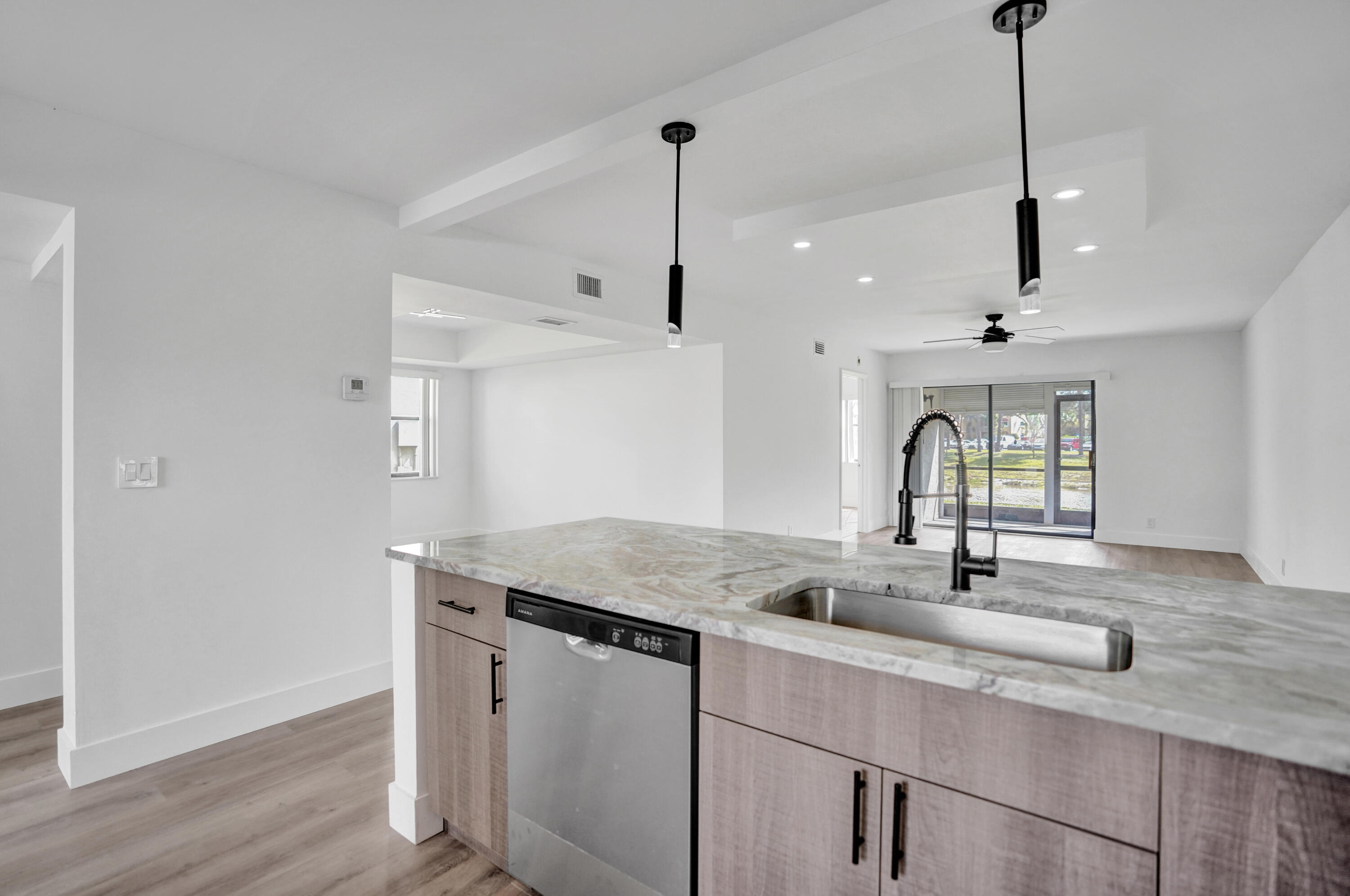 LUCERNE POINT SIX COND UNIT 101 BLDG 8 - Residential