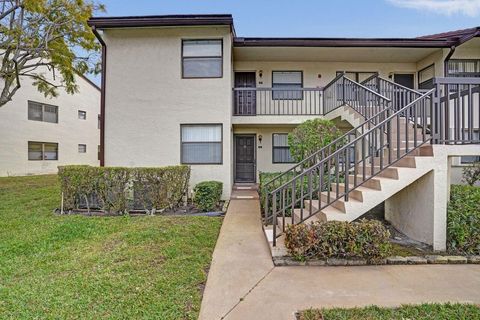 Property photo of 7674 tahiti lane 101, lake worth, FL 33467