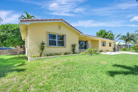 A home in Lake Worth Beach