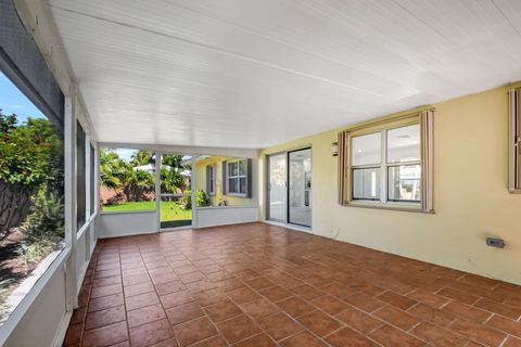 A home in Lake Worth Beach