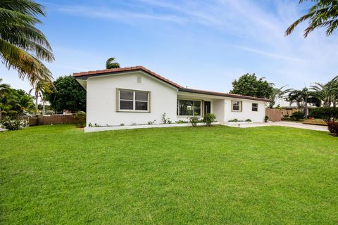 A home in Lake Worth Beach