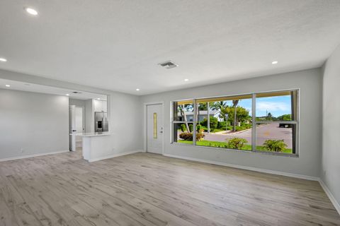 A home in Lake Worth Beach