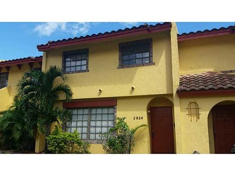 A home in Lauderdale Lakes