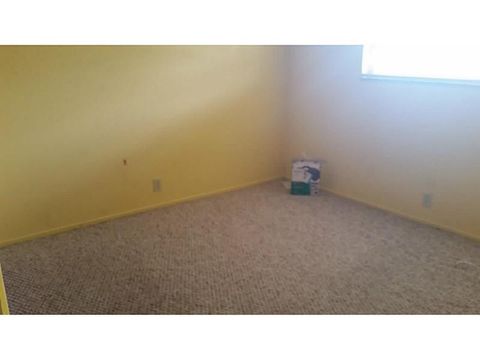 A home in Lauderdale Lakes
