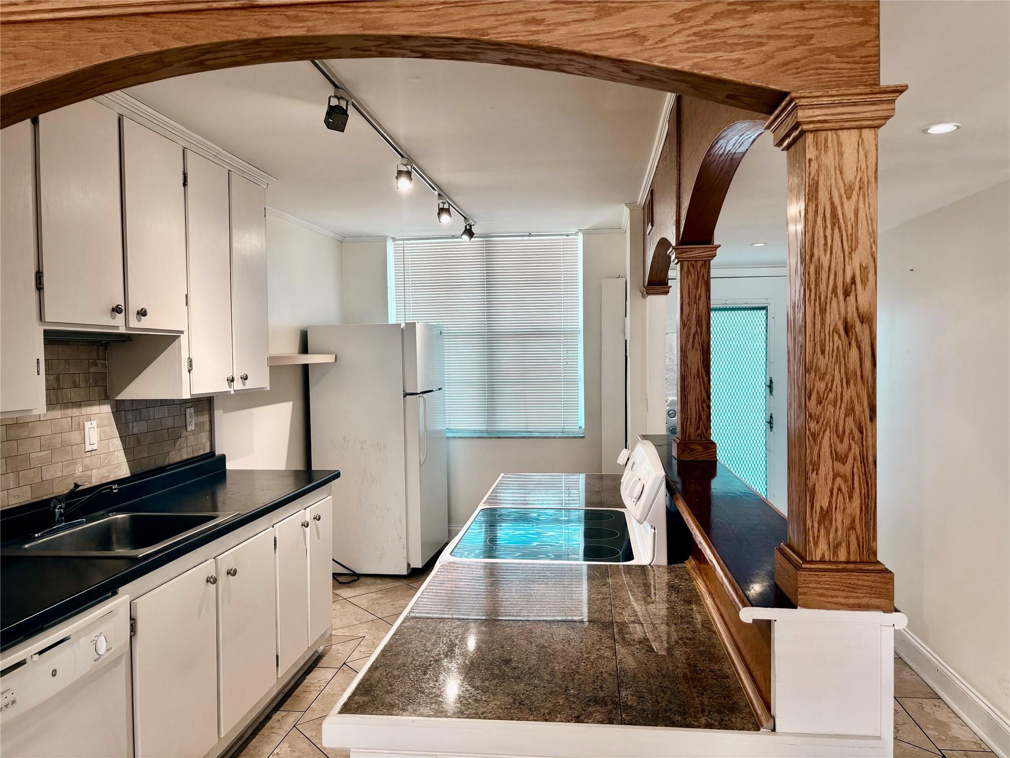Cypress Chase Condo No1 - Residential Lease
