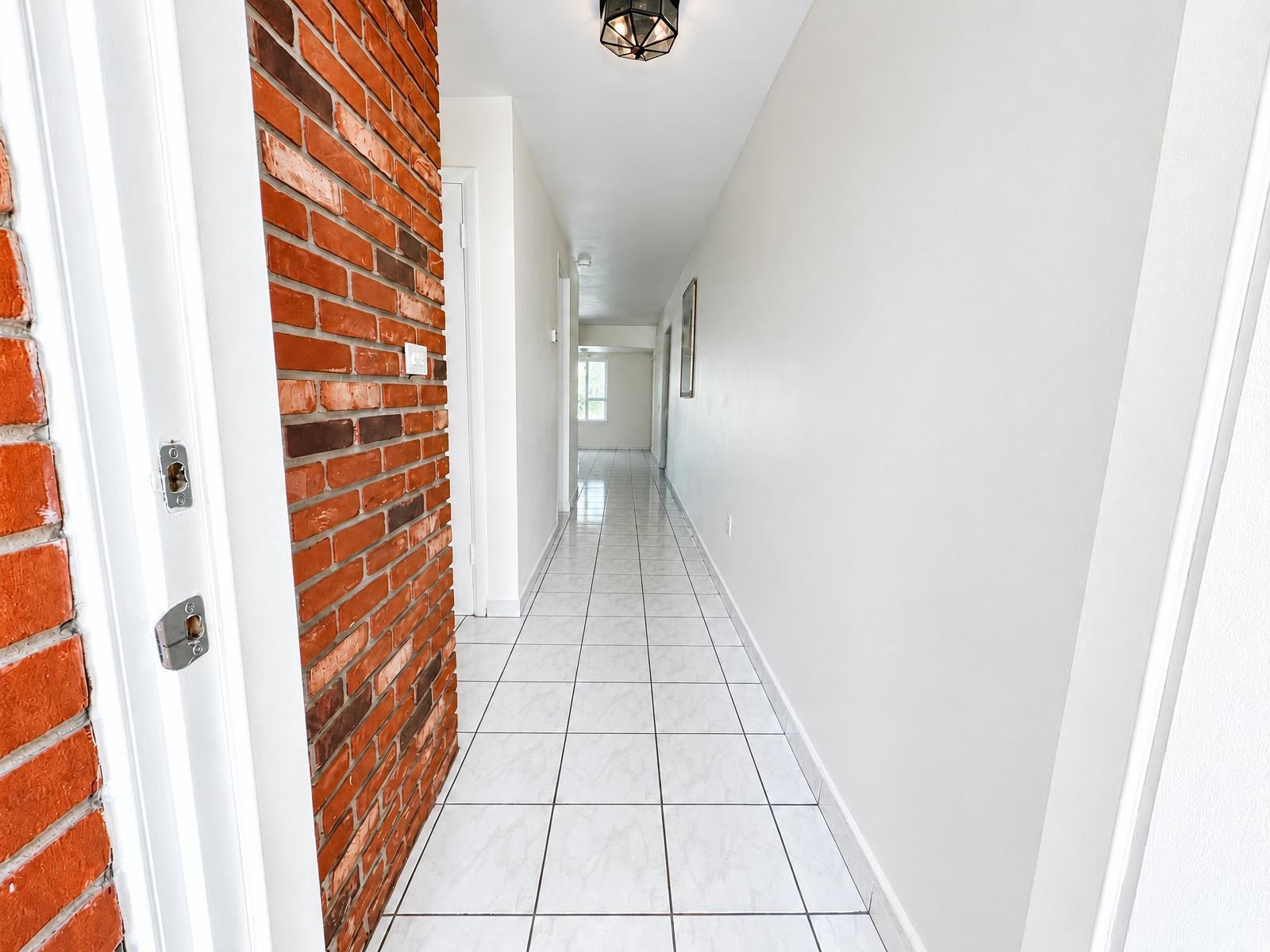 1865 W 68TH