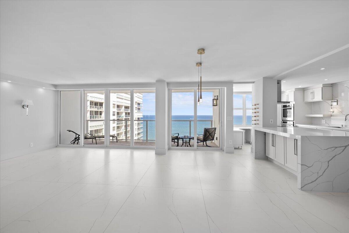 4300 N Ocean Boulevard 15d