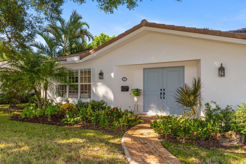 Photo of 778 NW 6th Drive, Boca Raton, FL 33486 (MLS # R11134567)