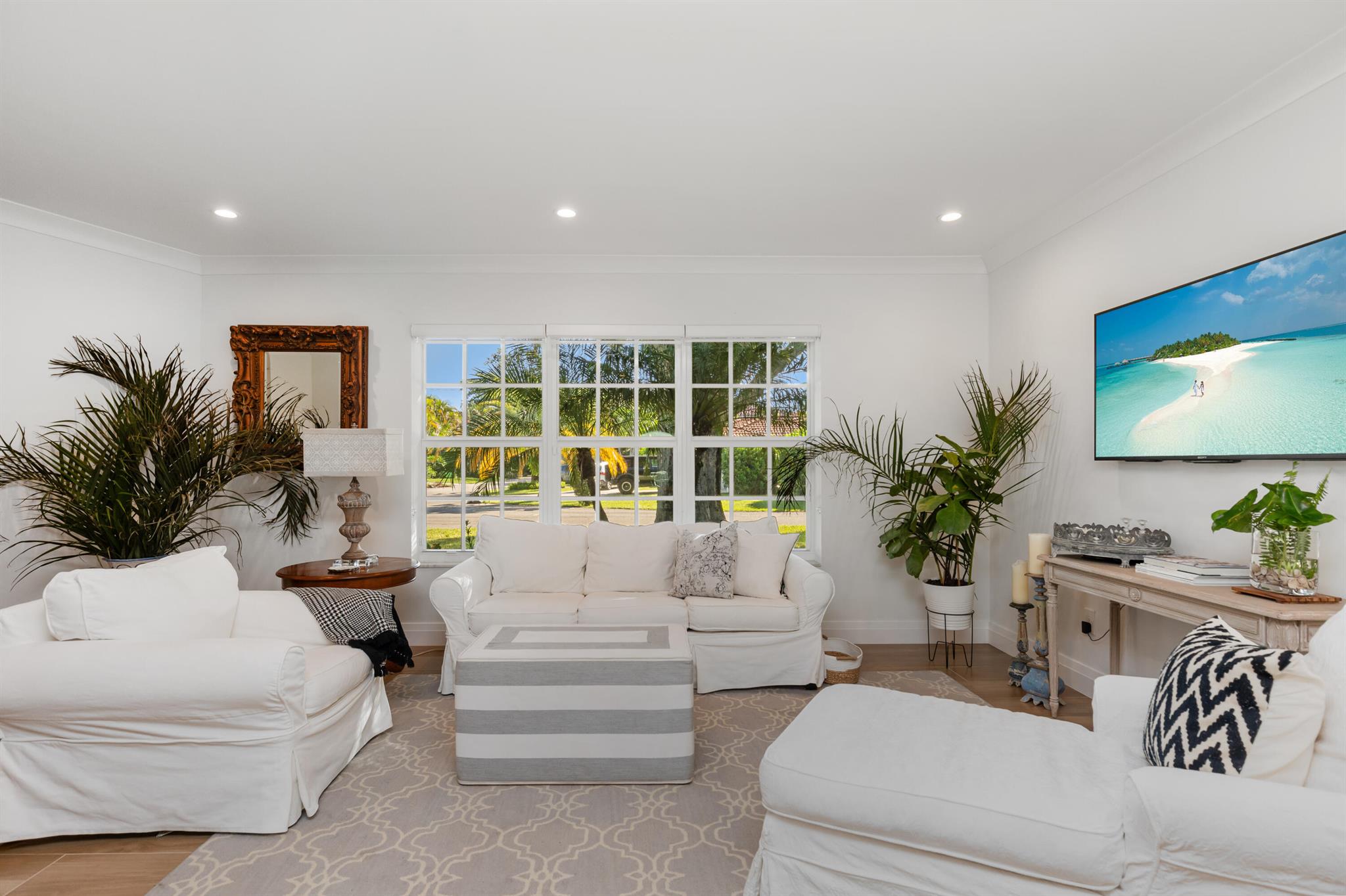 Tunison Palms - Residential