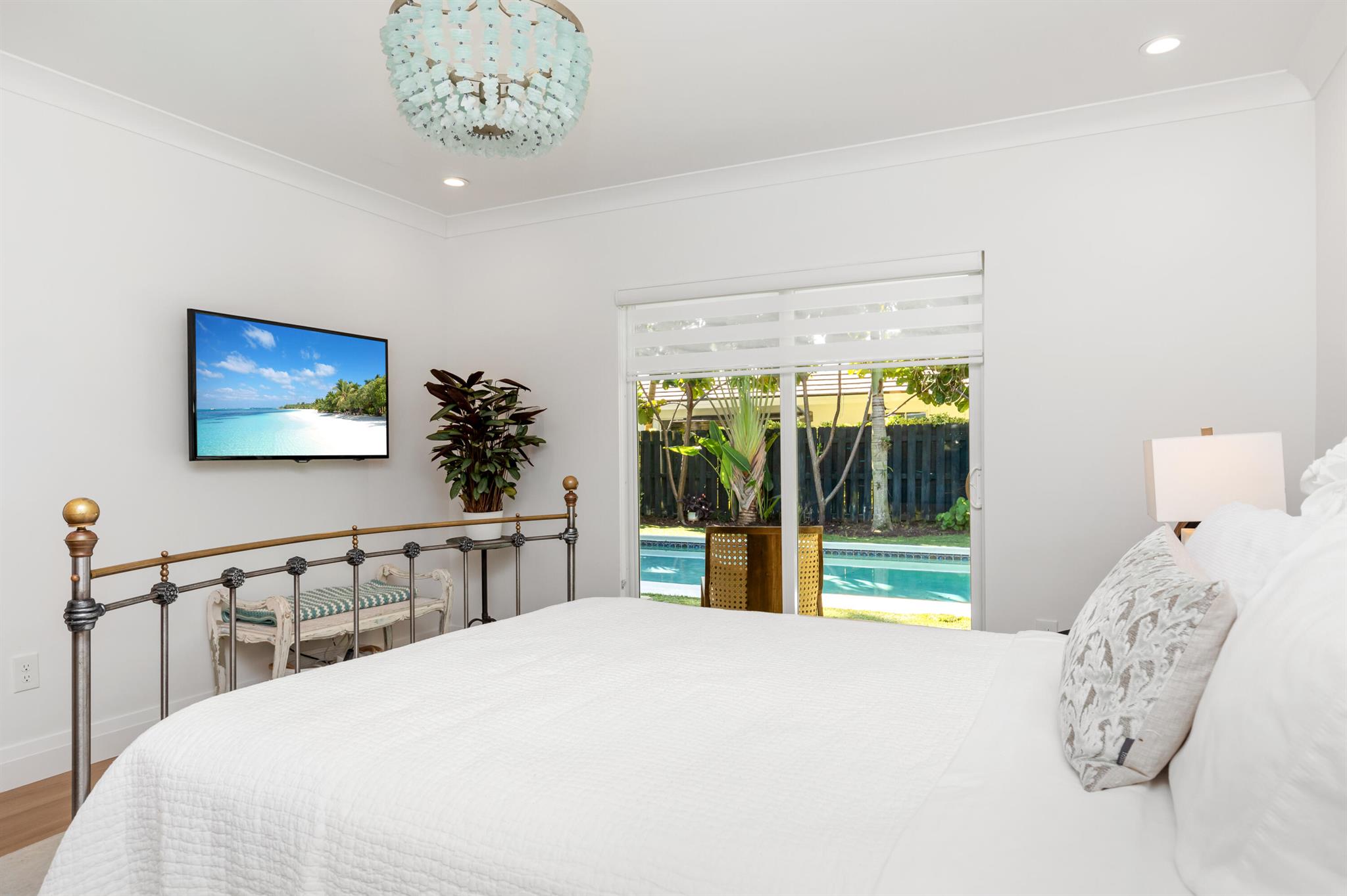 Tunison Palms - Residential