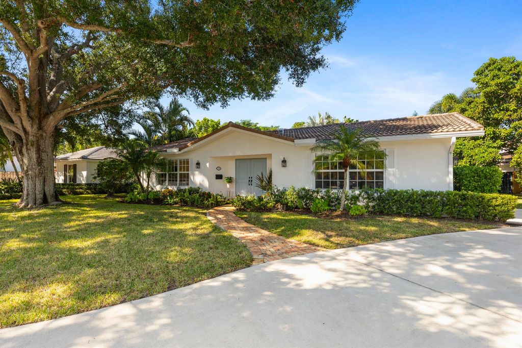Photo of 778 NW 6th Drive, Boca Raton, FL 33486 (MLS # R11134567)