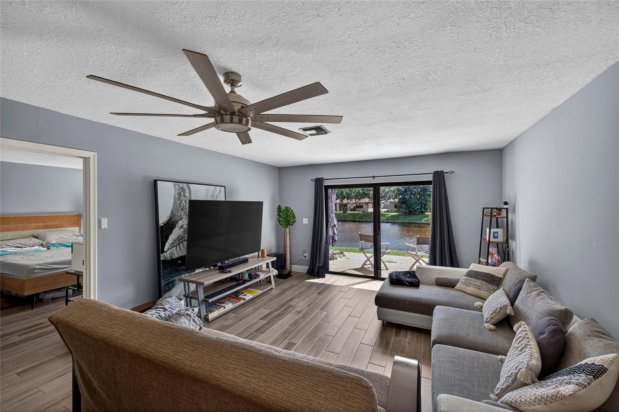 PALM HILL VILLAS - Residential