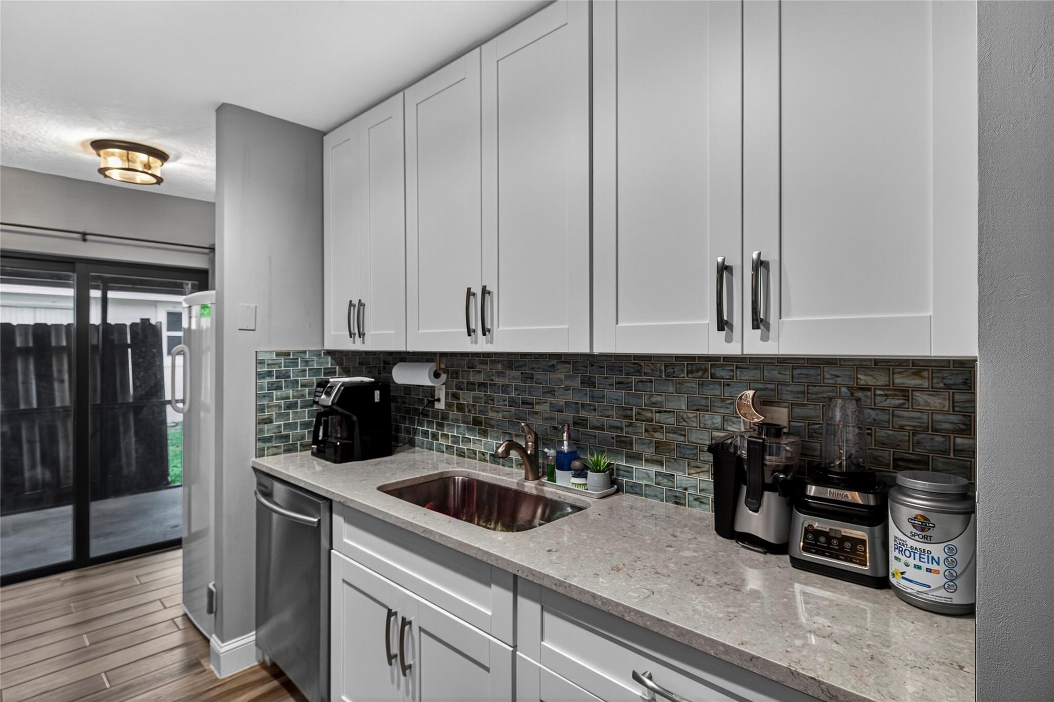 PALM HILL VILLAS - Residential