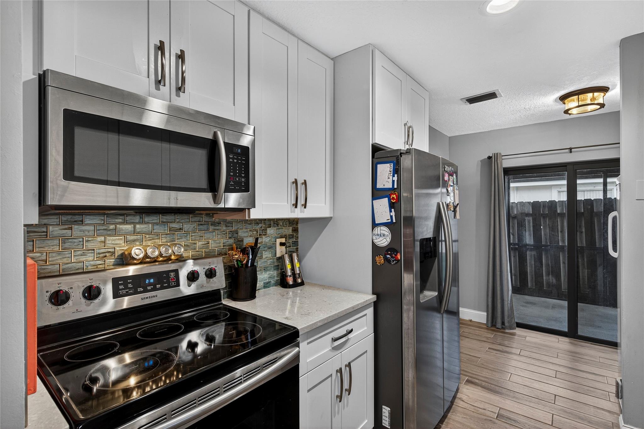 PALM HILL VILLAS - Residential