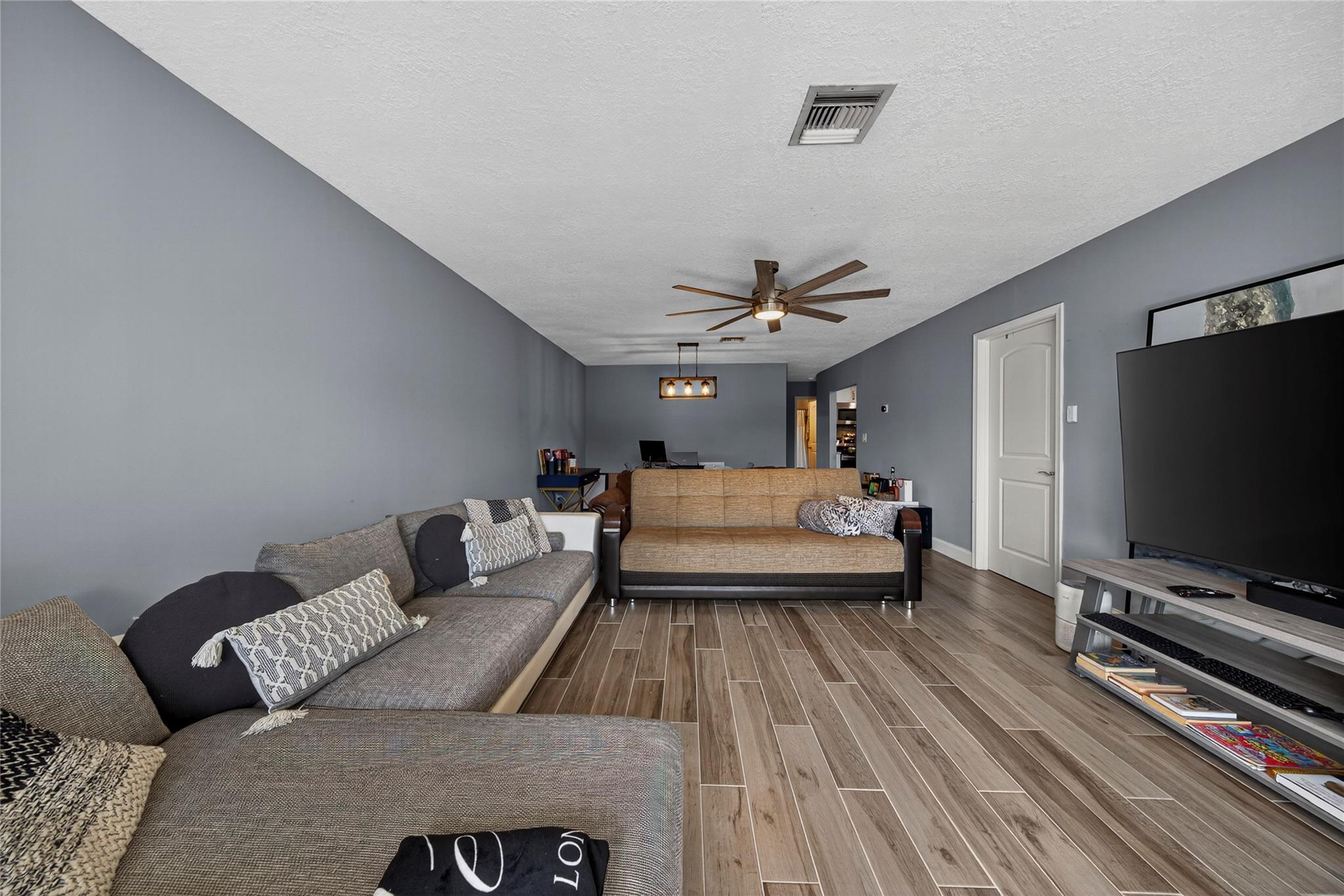 PALM HILL VILLAS - Residential