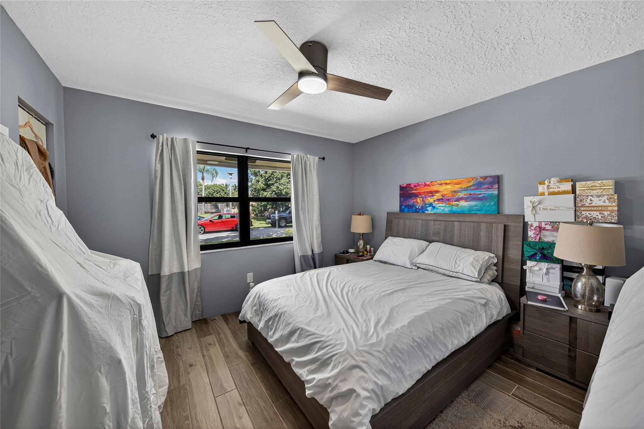 PALM HILL VILLAS - Residential