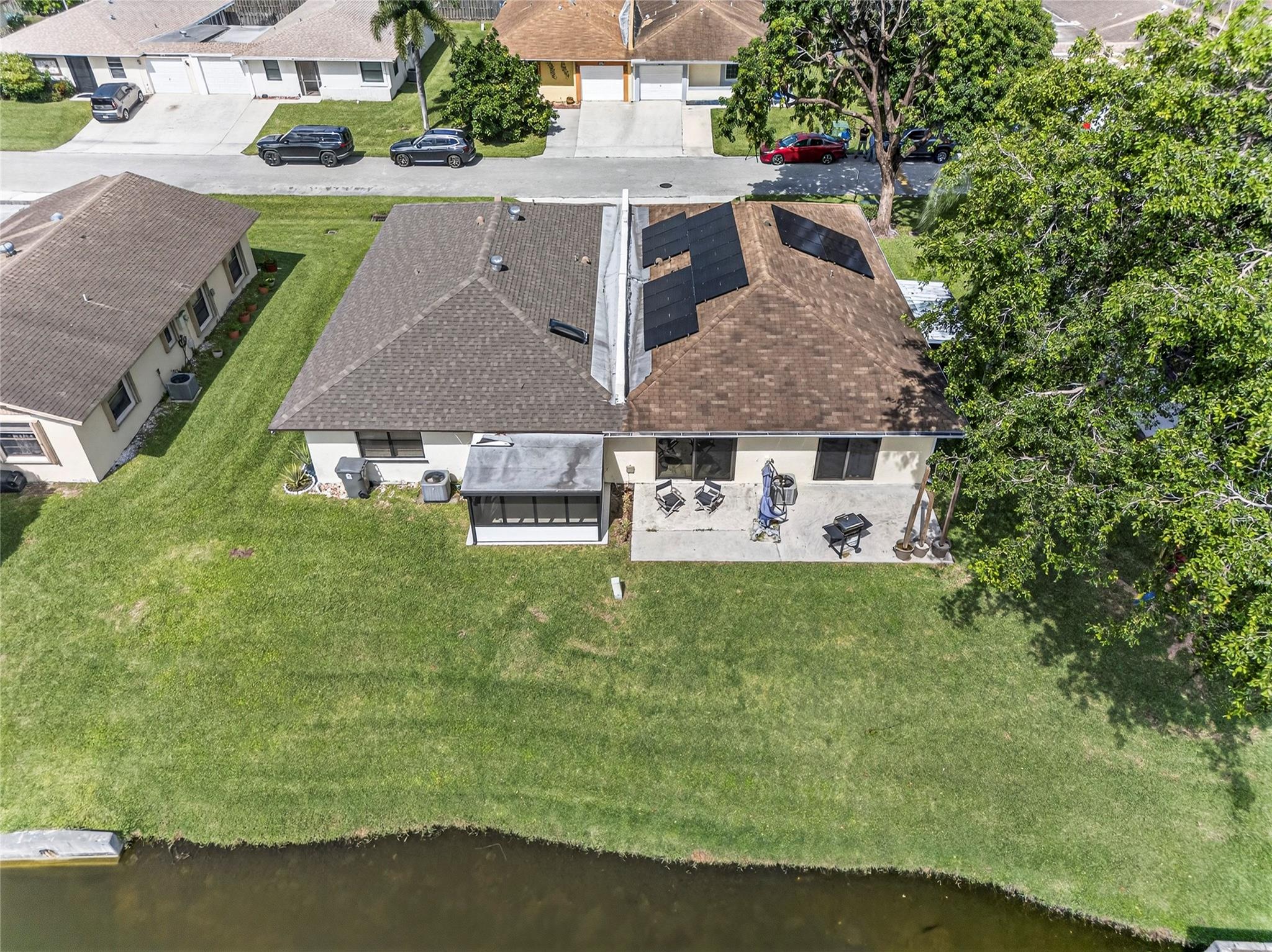 PALM HILL VILLAS - Residential