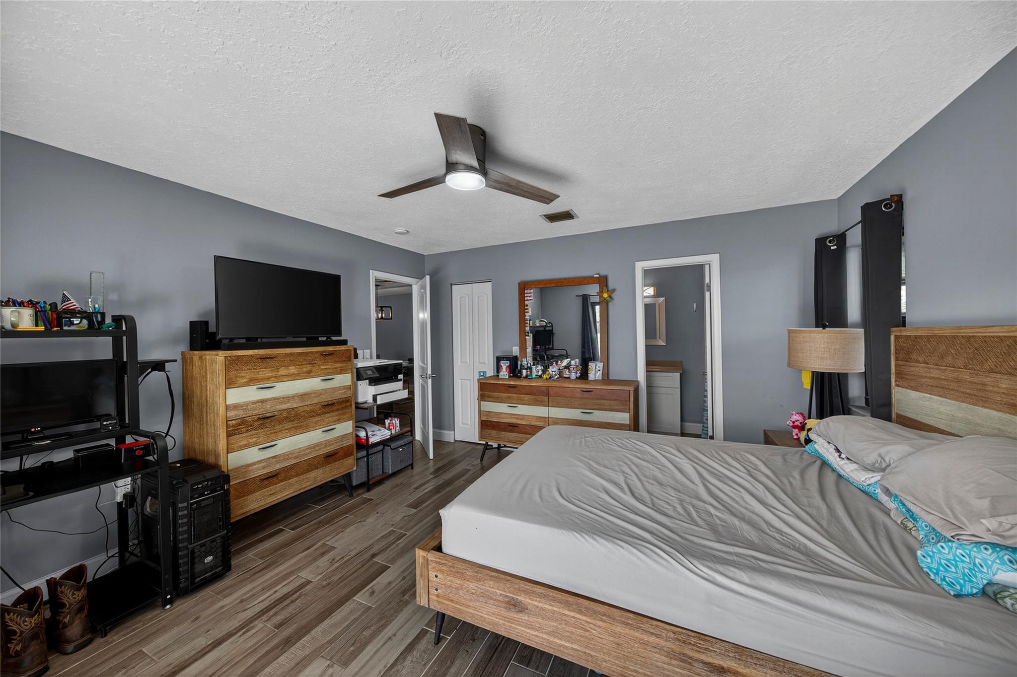 PALM HILL VILLAS - Residential