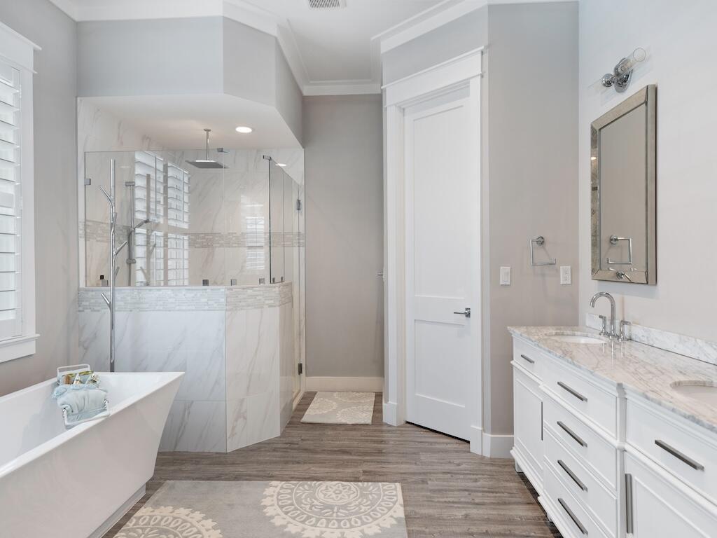 CROSS CREEK LAKE ESTATES PLAT ONE - Residential