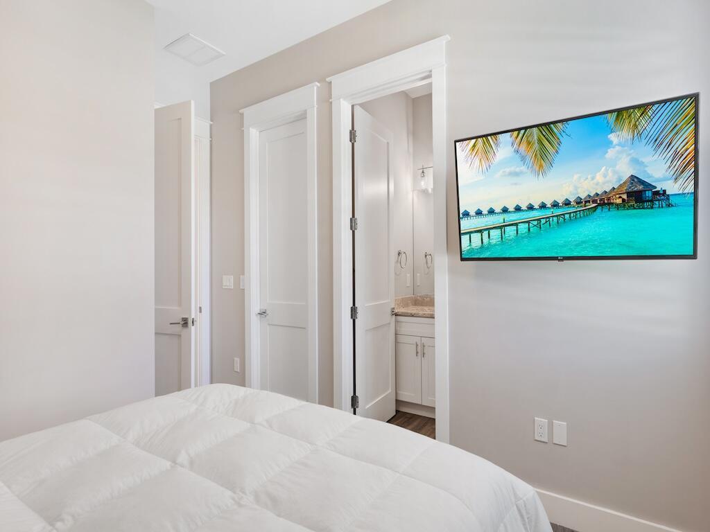 CROSS CREEK LAKE ESTATES PLAT ONE - Residential