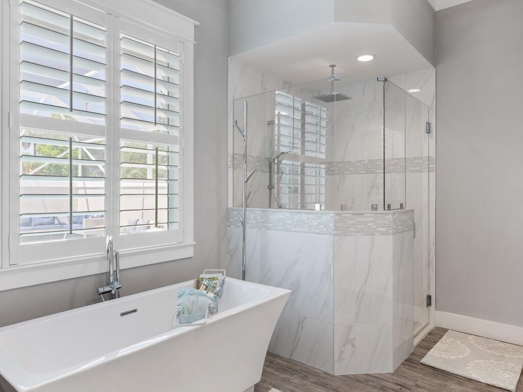 CROSS CREEK LAKE ESTATES PLAT ONE - Residential