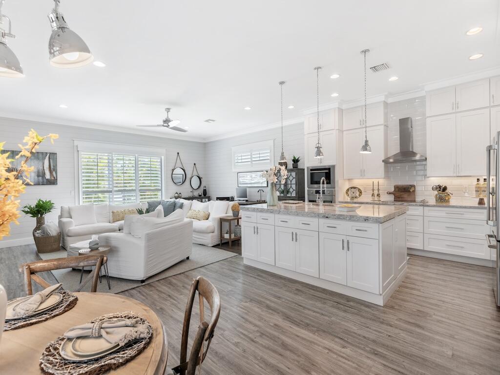 CROSS CREEK LAKE ESTATES PLAT ONE - Residential