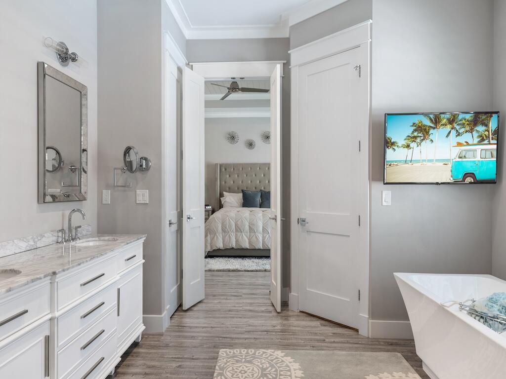 CROSS CREEK LAKE ESTATES PLAT ONE - Residential