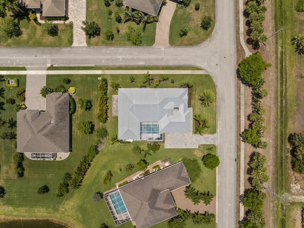 CROSS CREEK LAKE ESTATES PLAT ONE - Residential