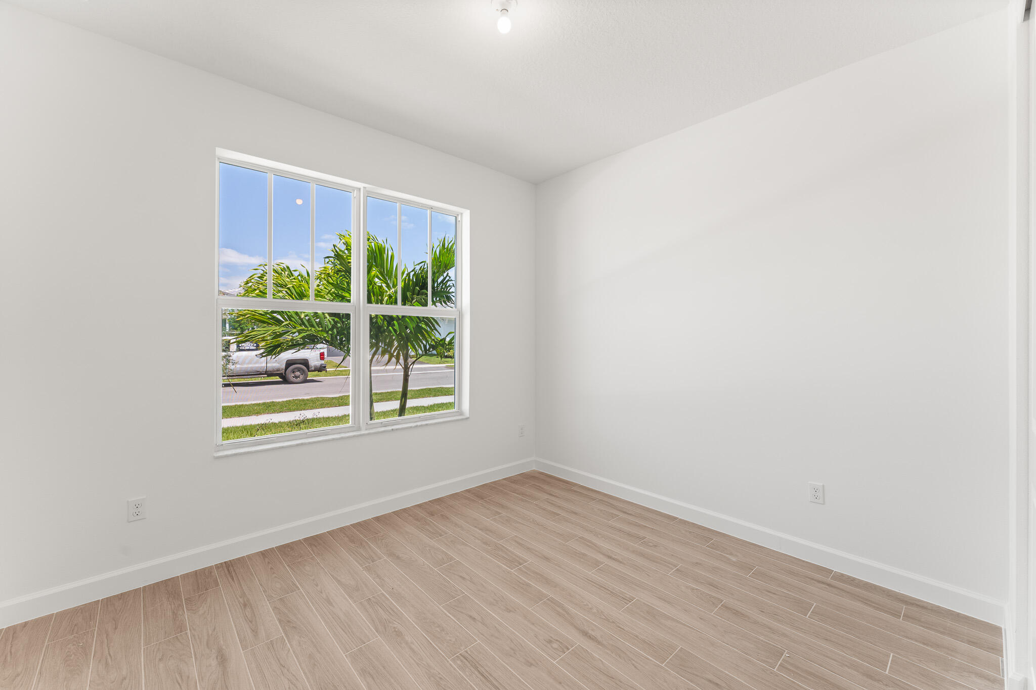 TELARO AT SOUTHERN GROVE PHASE 2 AND 3 - Residential