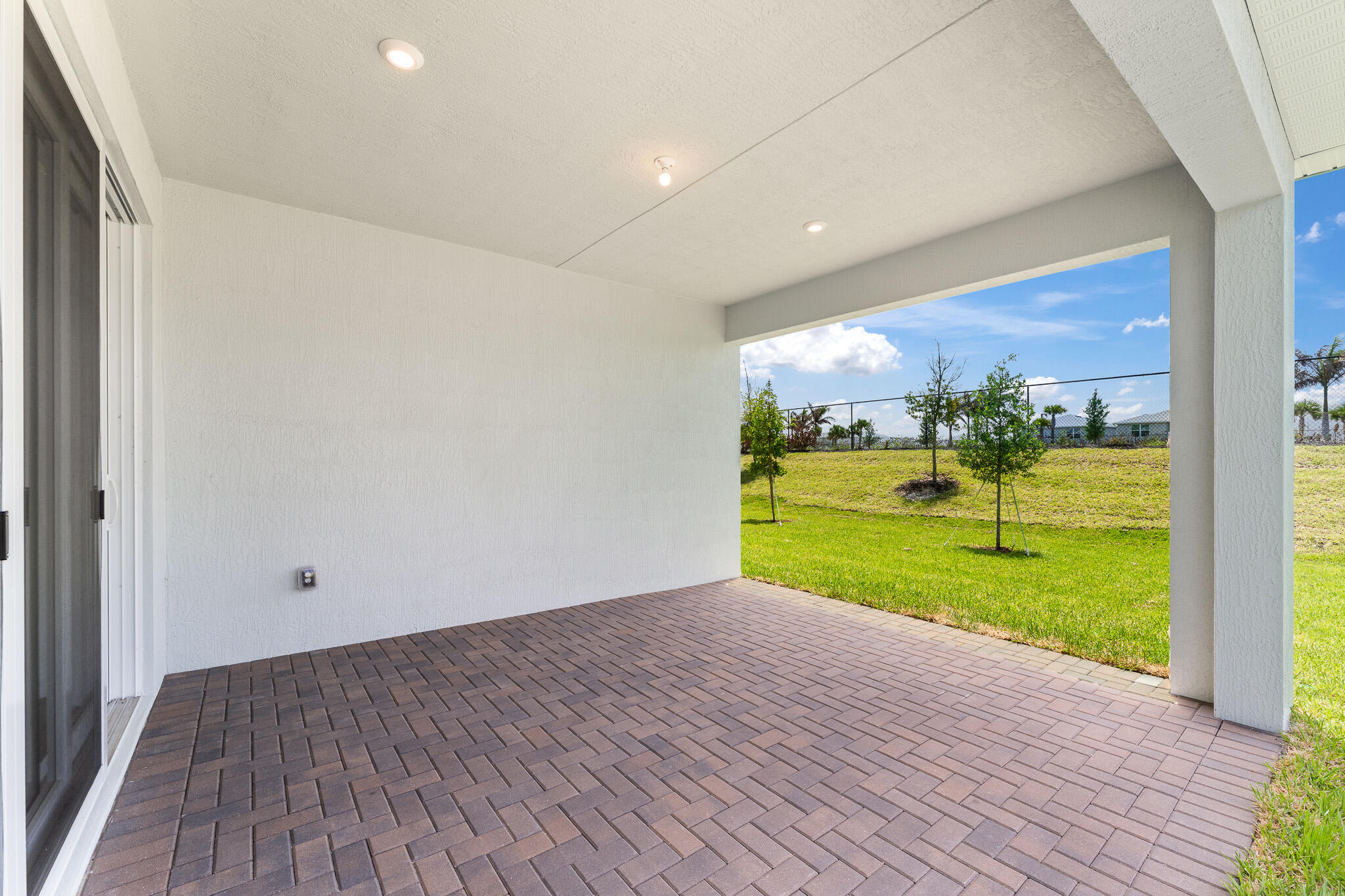 TELARO AT SOUTHERN GROVE PHASE 2 AND 3 - Residential