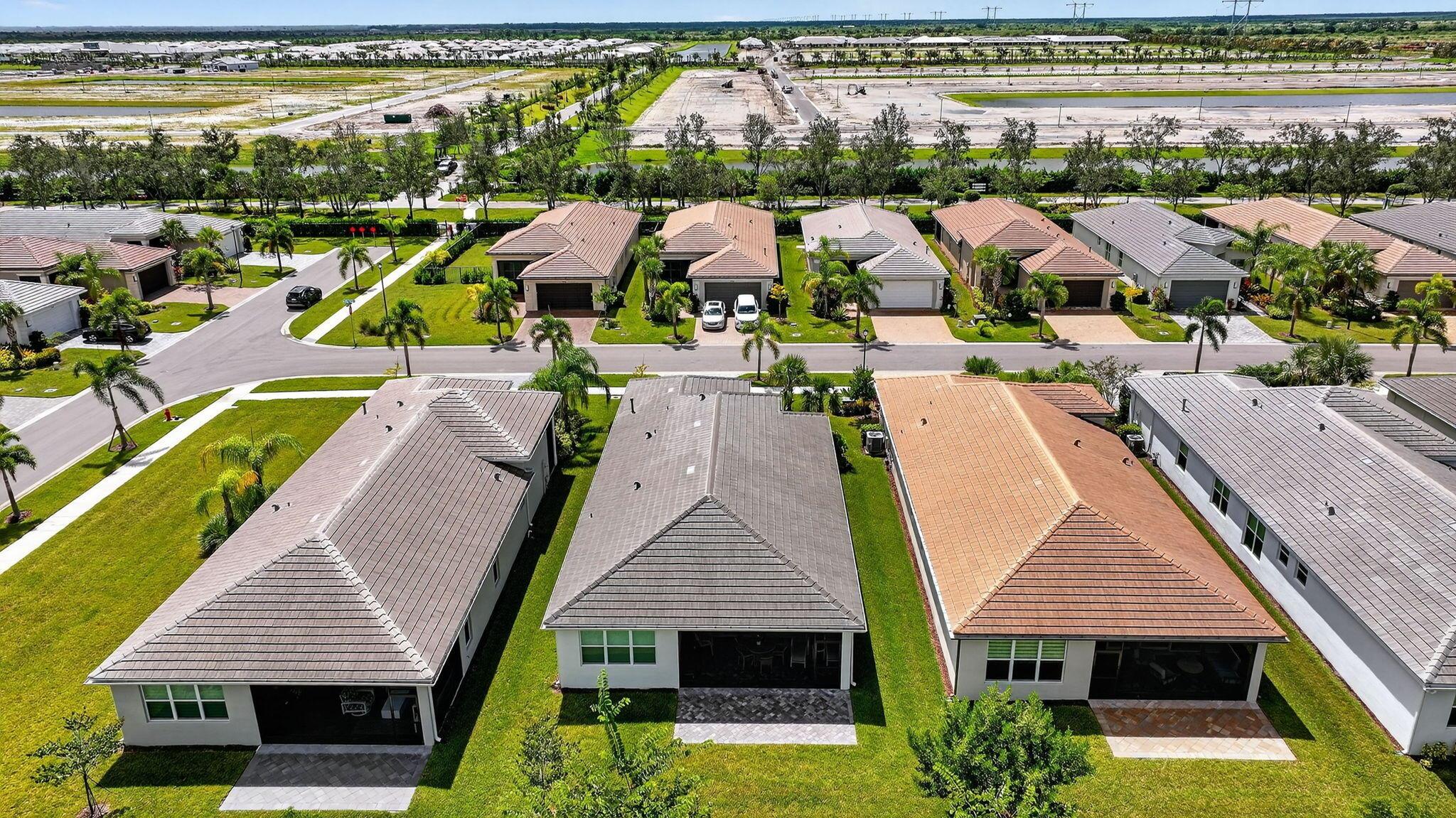 VALENCIA GROVE/RIVERLAND - Residential