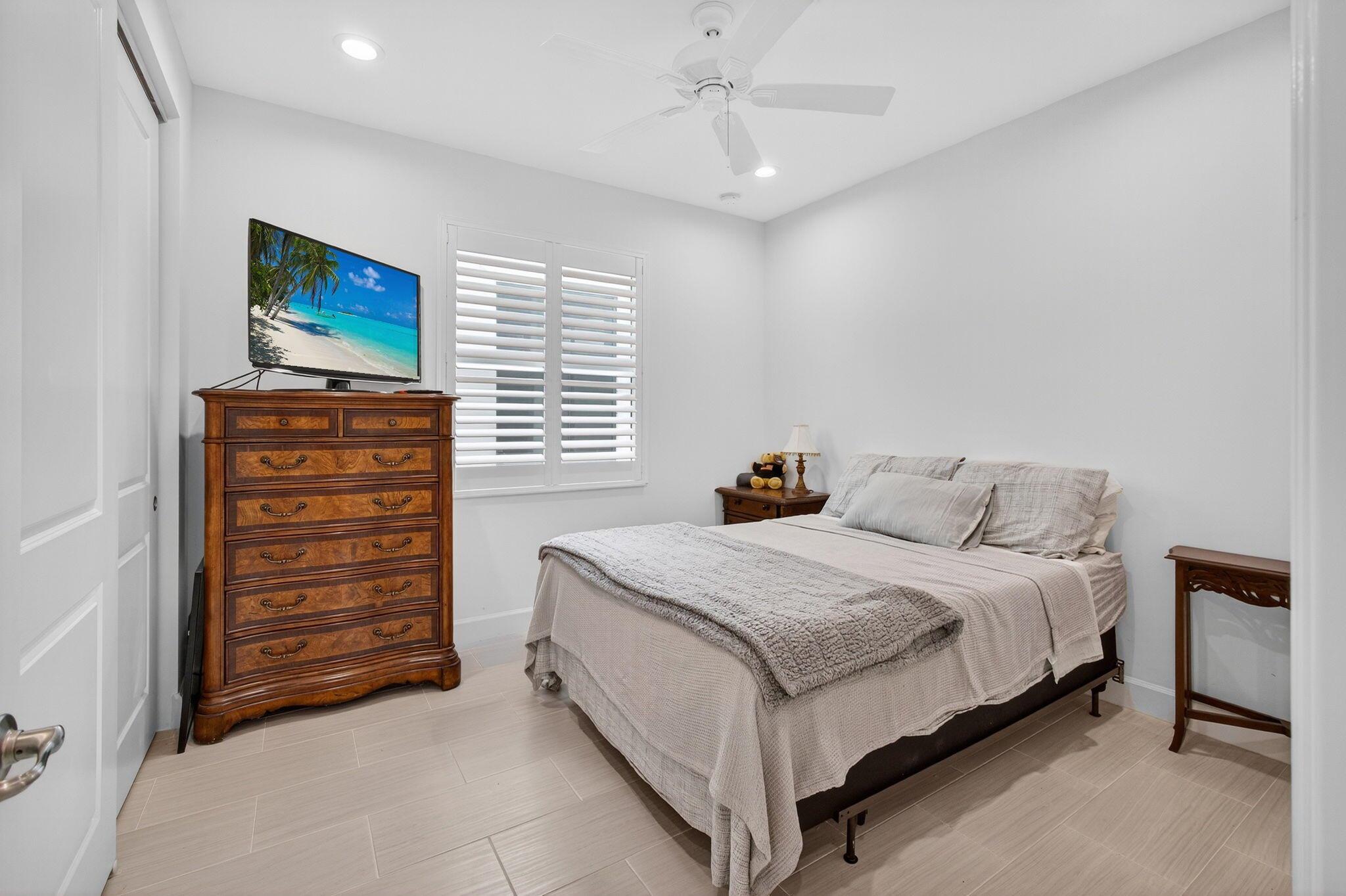 VALENCIA GROVE/RIVERLAND - Residential