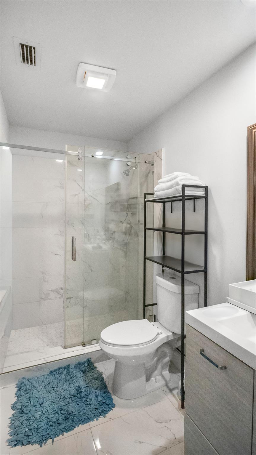 SEVEN SPRINGS 1 - Residential