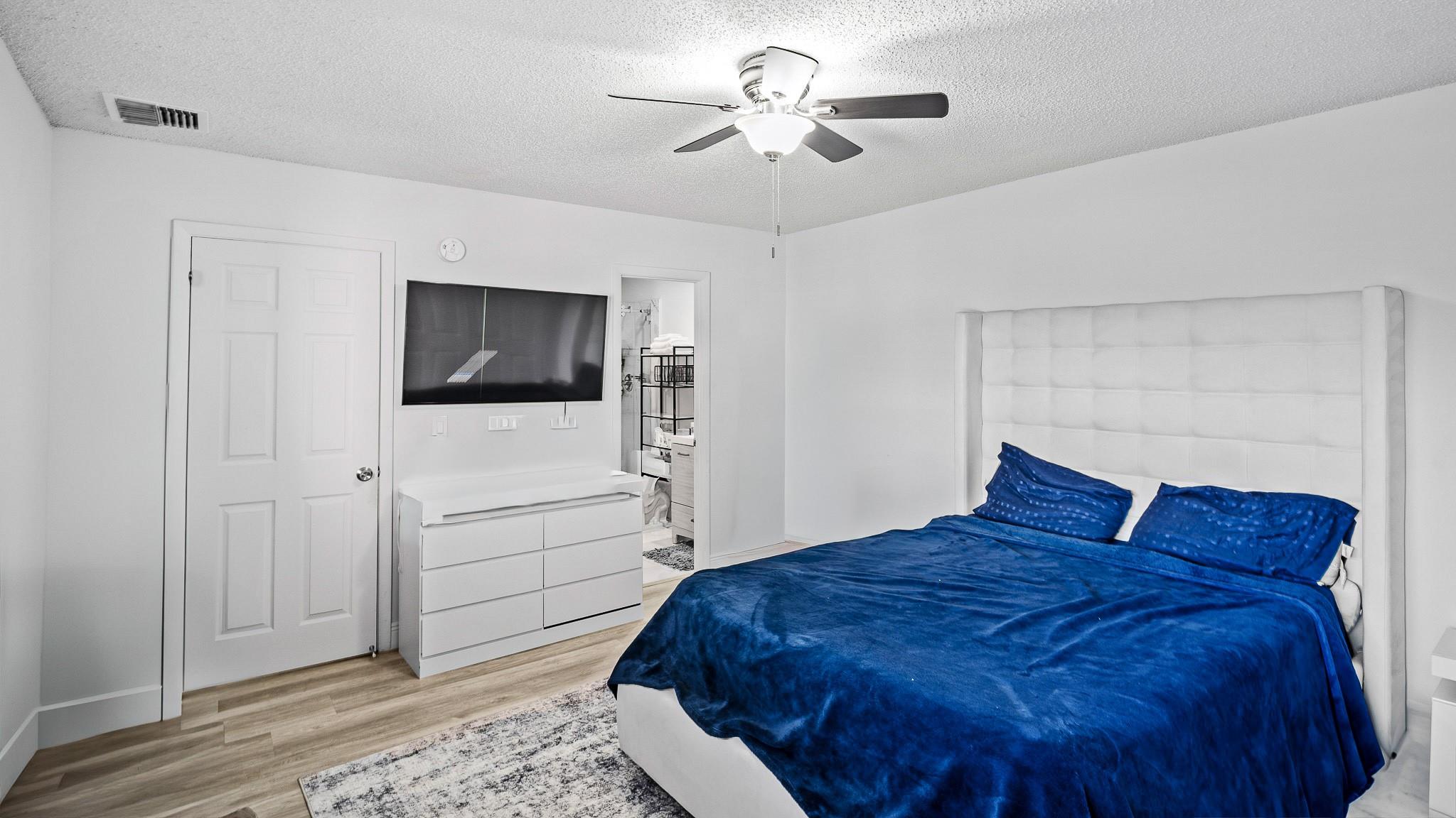 SEVEN SPRINGS 1 - Residential